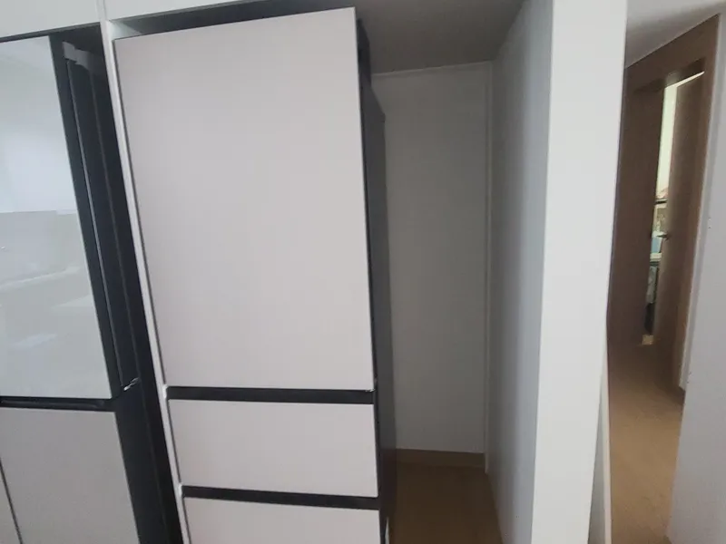 냉장고 옆 쪽장 설치 시공 전